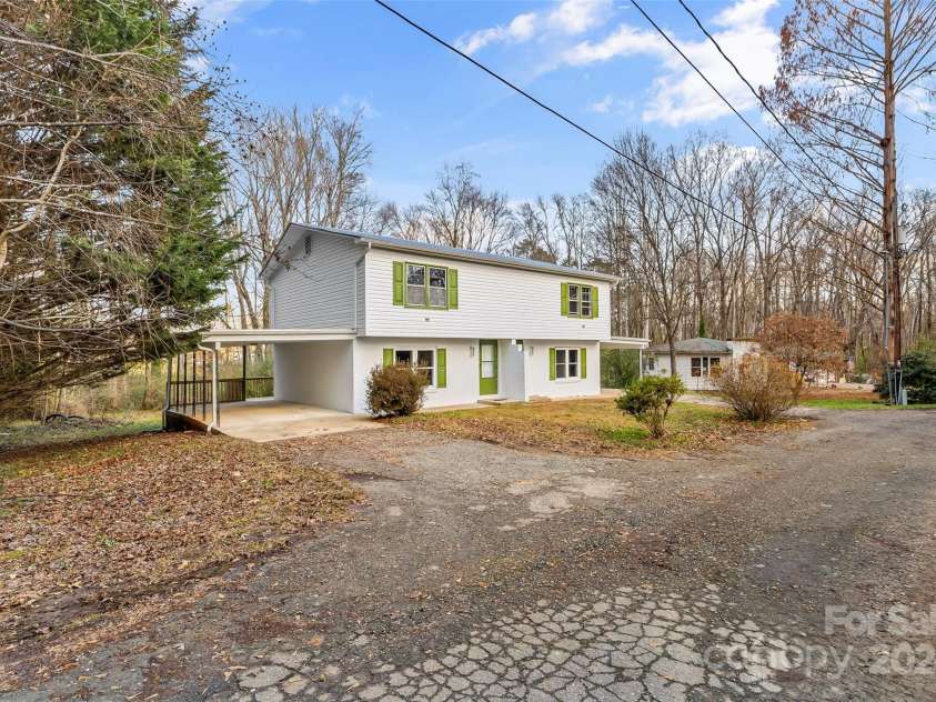 2969 Orchid Lane, Valdese, NC 28690.  MLS# CAR4206276, YatesRealty ID 8247. 