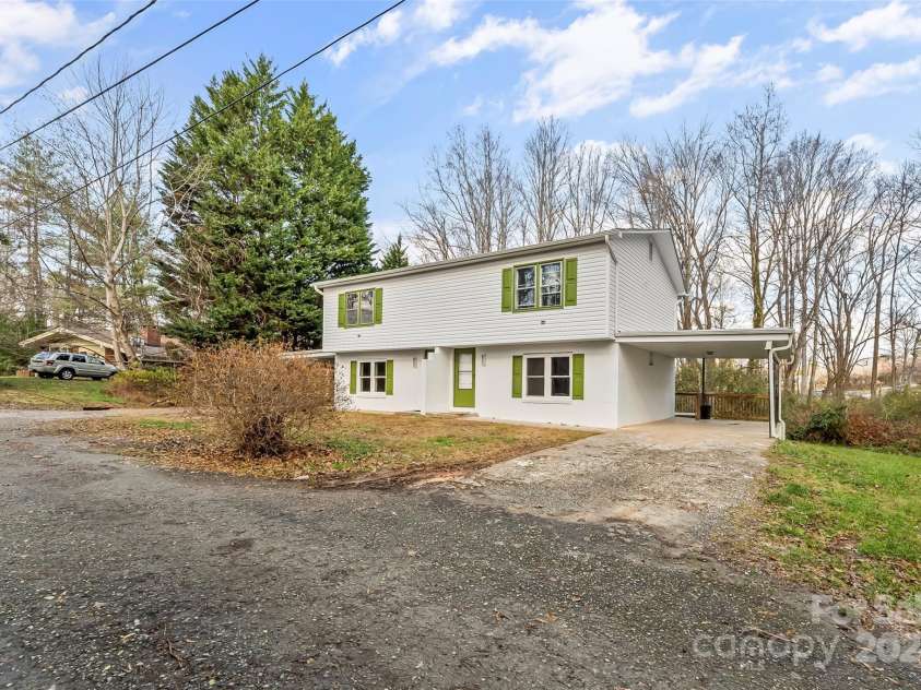 2969 Orchid Lane, Valdese, NC 28690.  MLS# CAR4206276, YatesRealty ID 8247. 