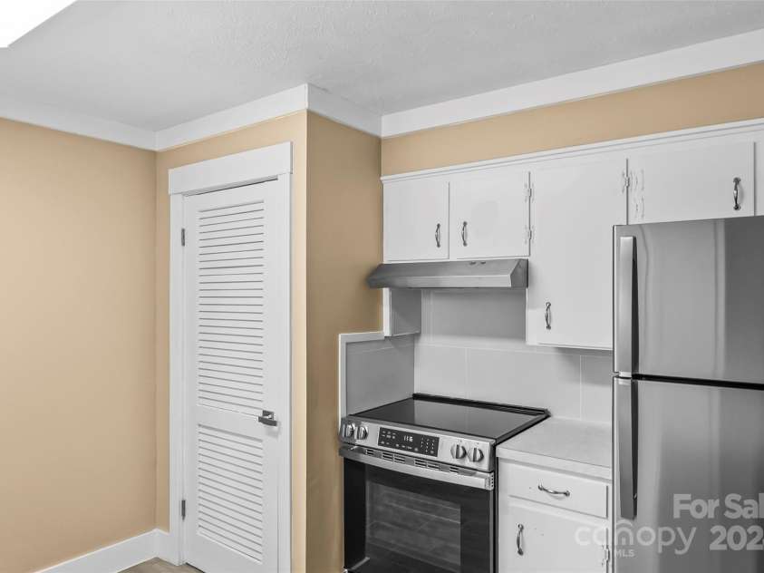 2969 Orchid Lane, Valdese, NC 28690.  MLS# CAR4206276, YatesRealty ID 8247. 