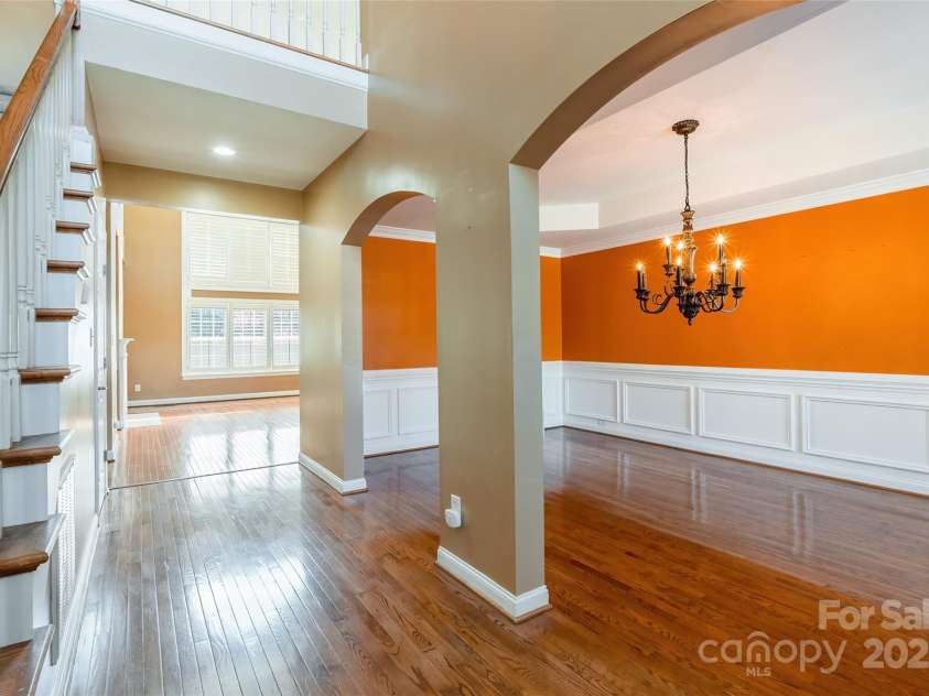 4333 Sawmill Trace Drive, Charlotte, NC 28213.  MLS# CAR4245891, YatesRealty ID 8248. 