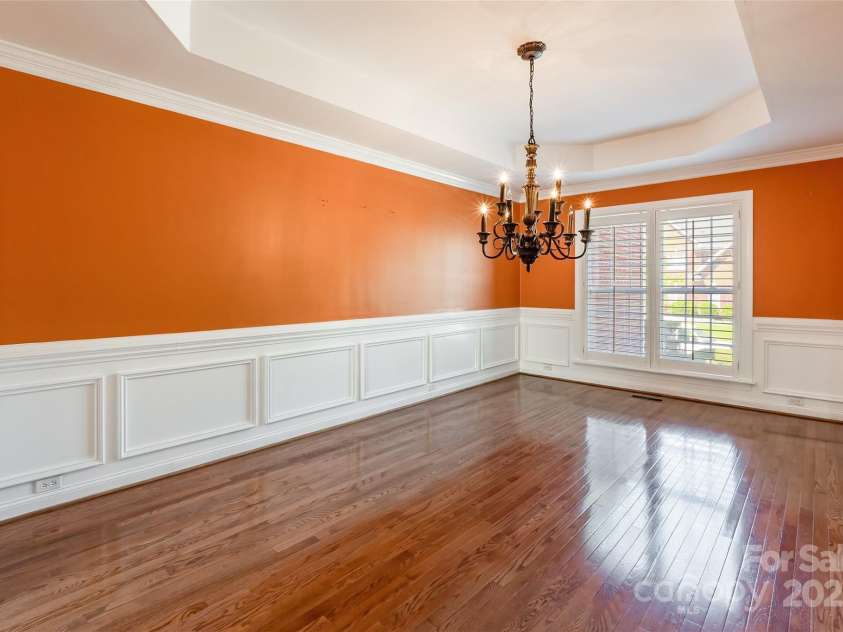 4333 Sawmill Trace Drive, Charlotte, NC 28213.  MLS# CAR4245891, YatesRealty ID 8248. 