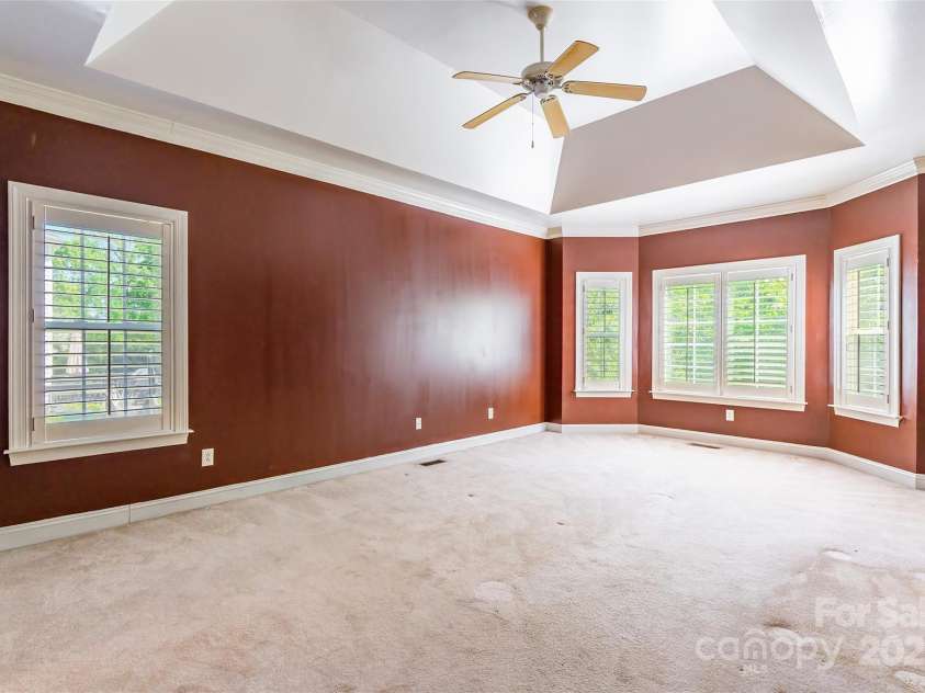 4333 Sawmill Trace Drive, Charlotte, NC 28213.  MLS# CAR4245891, YatesRealty ID 8248. 