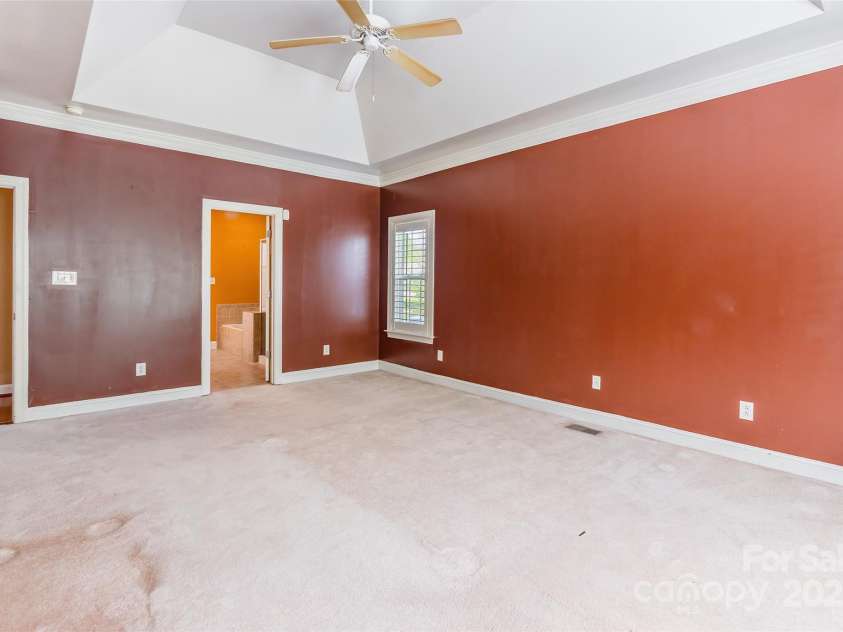 4333 Sawmill Trace Drive, Charlotte, NC 28213.  MLS# CAR4245891, YatesRealty ID 8248. 