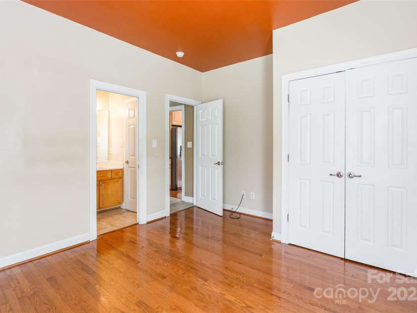 4333 Sawmill Trace Drive, Charlotte, NC 28213.  MLS# CAR4245891, YatesRealty ID 8248. 