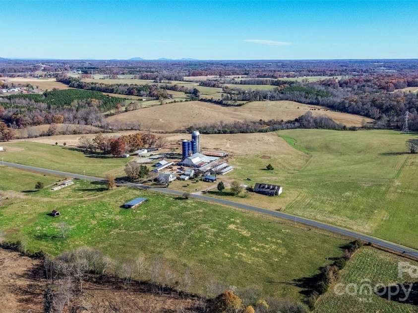 334 Myers Mill Road, Statesville, NC 28625.  MLS# CAR4321287, YatesRealty ID 825. 