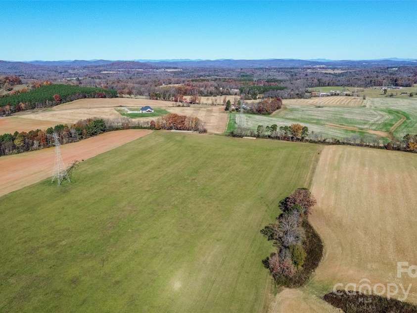 334 Myers Mill Road, Statesville, NC 28625.  MLS# CAR4321287, YatesRealty ID 825. 