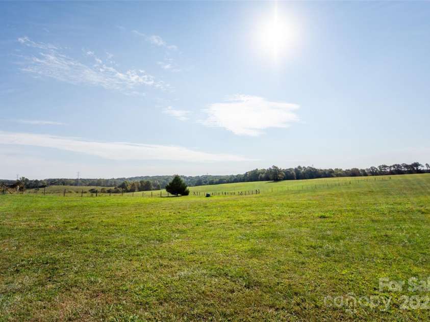 334 Myers Mill Road, Statesville, NC 28625.  MLS# CAR4321287, YatesRealty ID 825. 