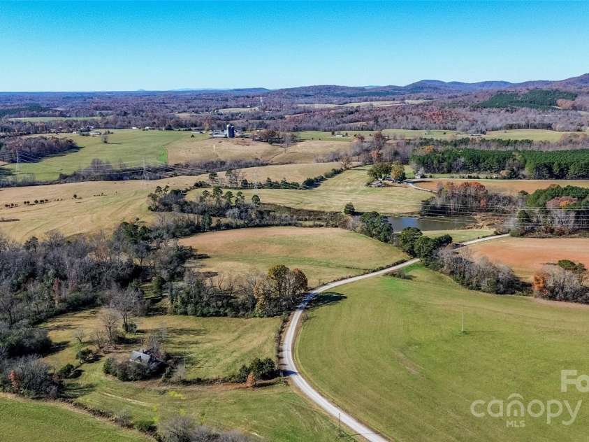 334 Myers Mill Road, Statesville, NC 28625.  MLS# CAR4321287, YatesRealty ID 825. 