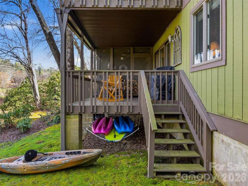 15 Gold Finch Court, Brevard, NC 28712.  MLS# CAR4352522, YatesRealty ID 8250. 