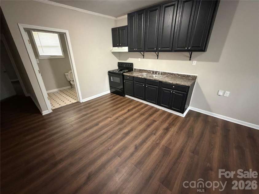 2037 Pine Drive, Gastonia, NC 28054.  MLS# CAR4343136, YatesRealty ID 8251. 