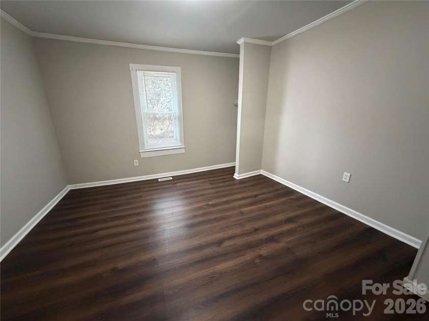 2037 Pine Drive, Gastonia, NC 28054.  MLS# CAR4343136, YatesRealty ID 8251. 