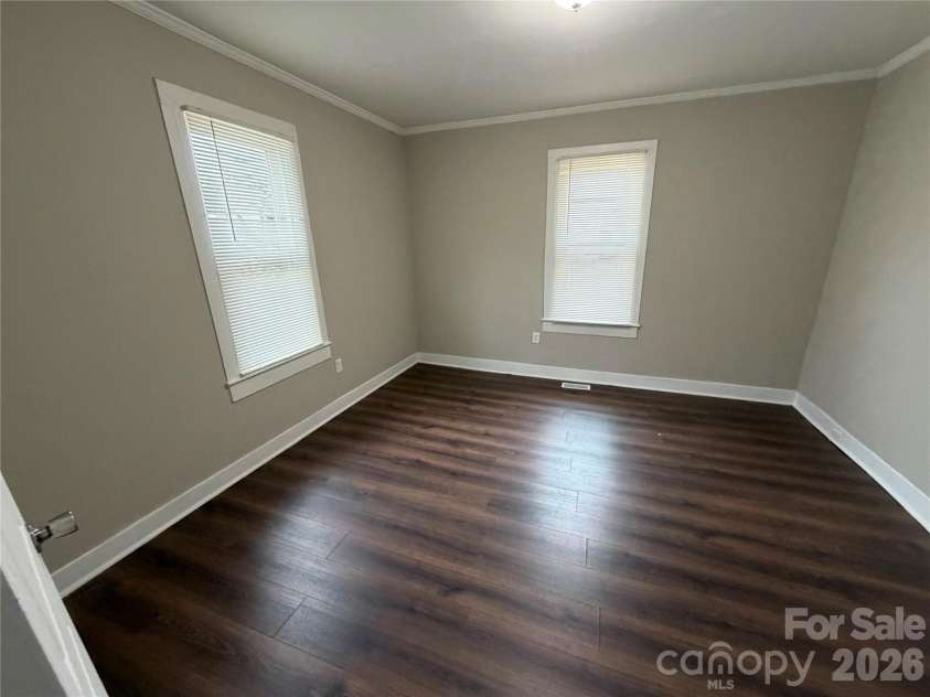 2037 Pine Drive, Gastonia, NC 28054.  MLS# CAR4343136, YatesRealty ID 8251. 