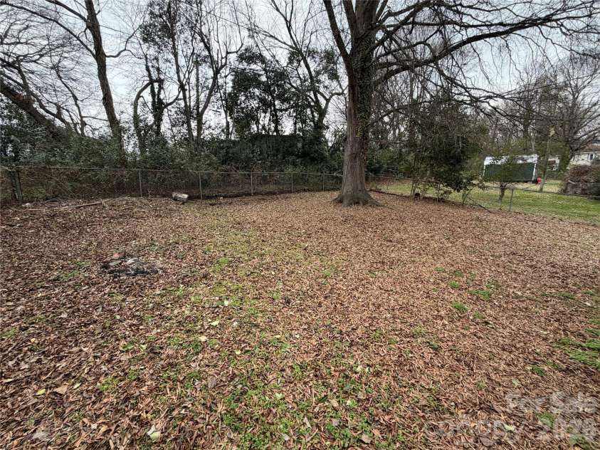 2037 Pine Drive, Gastonia, NC 28054.  MLS# CAR4343136, YatesRealty ID 8251. 
