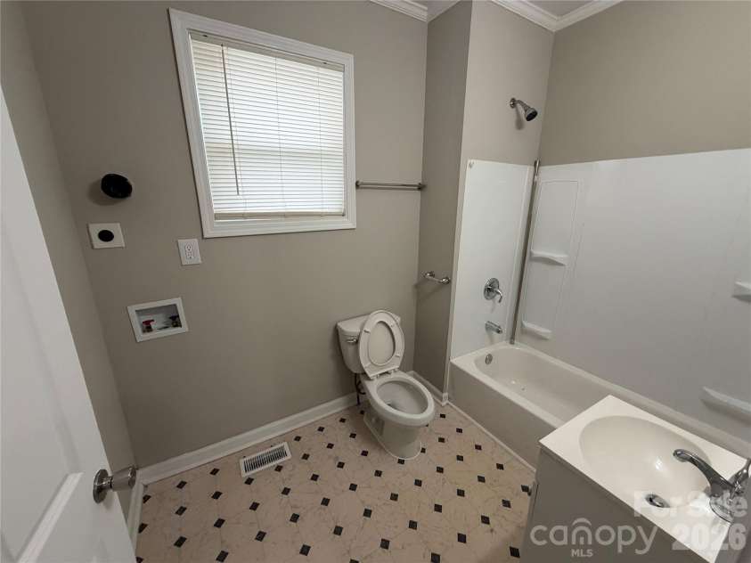 2037 Pine Drive, Gastonia, NC 28054.  MLS# CAR4343136, YatesRealty ID 8251. Shared Bath
