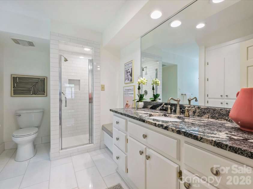 4028 Carnoustie Lane, Charlotte, NC 28210.  MLS# CAR4362231, YatesRealty ID 8252. 