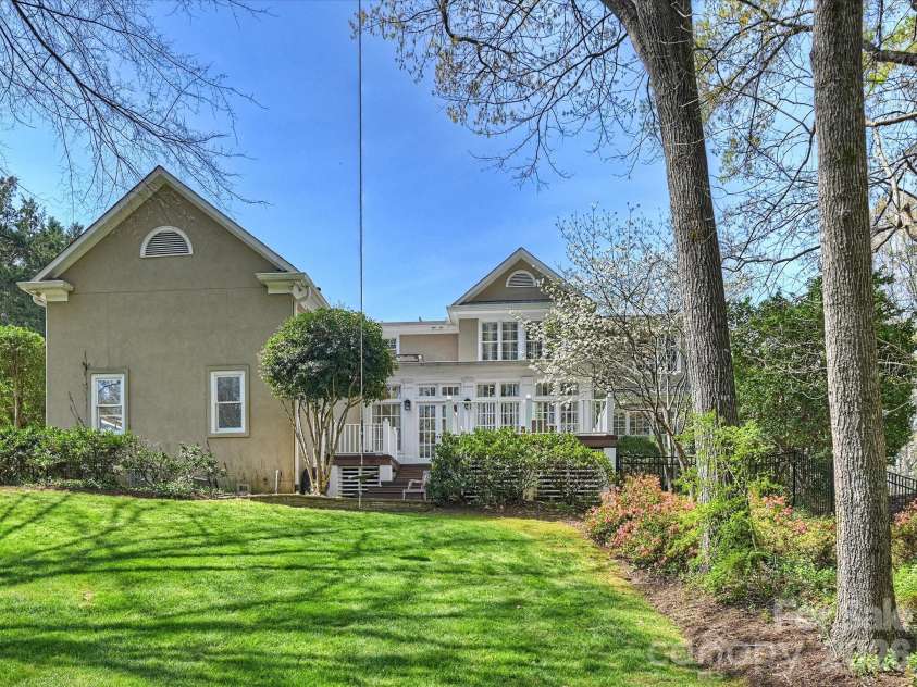 4028 Carnoustie Lane, Charlotte, NC 28210.  MLS# CAR4362231, YatesRealty ID 8252. 