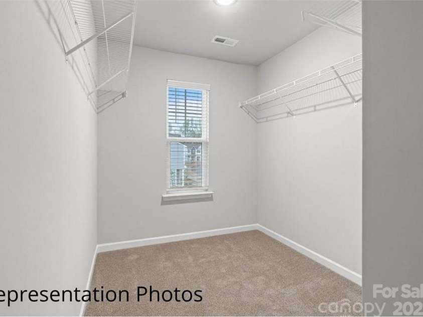 2021 McDonald Drive, Charlotte, NC 28216.  MLS# CAR4228402, YatesRealty ID 8253. 