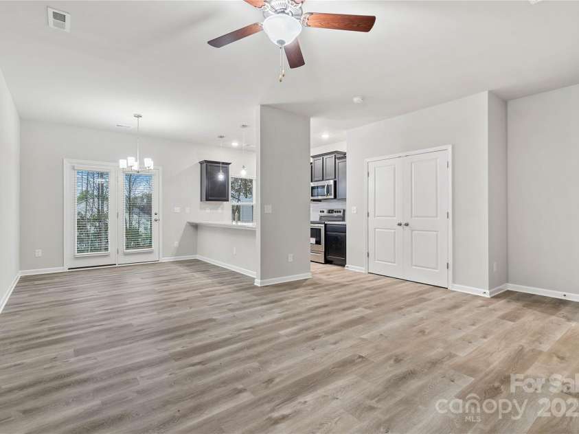 2021 McDonald Drive, Charlotte, NC 28216.  MLS# CAR4228402, YatesRealty ID 8253. 