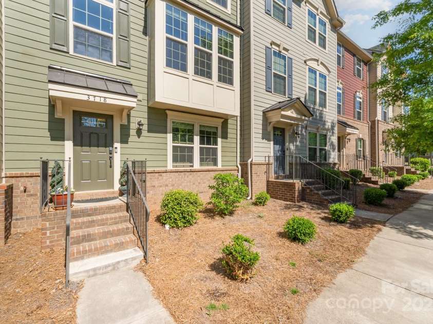 3718 Speer Boulevard, Charlotte, NC 28217.  MLS# CAR4240586, YatesRealty ID 8254. 