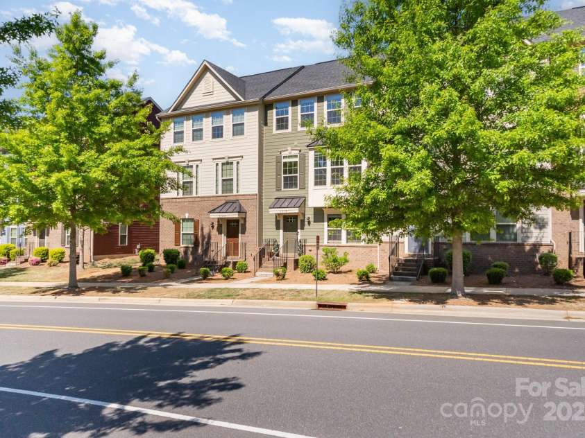 3718 Speer Boulevard, Charlotte, NC 28217.  MLS# CAR4240586, YatesRealty ID 8254. 