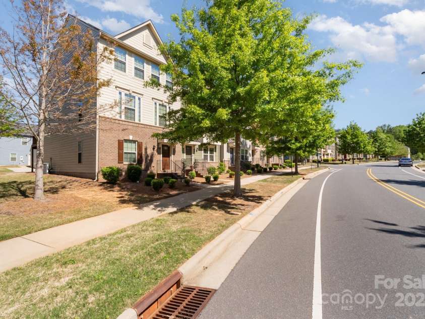 3718 Speer Boulevard, Charlotte, NC 28217.  MLS# CAR4240586, YatesRealty ID 8254. 