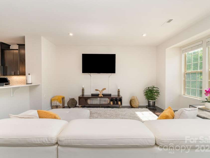 3718 Speer Boulevard, Charlotte, NC 28217.  MLS# CAR4240586, YatesRealty ID 8254. 