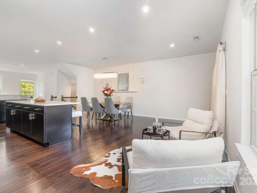 3718 Speer Boulevard, Charlotte, NC 28217.  MLS# CAR4240586, YatesRealty ID 8254. 