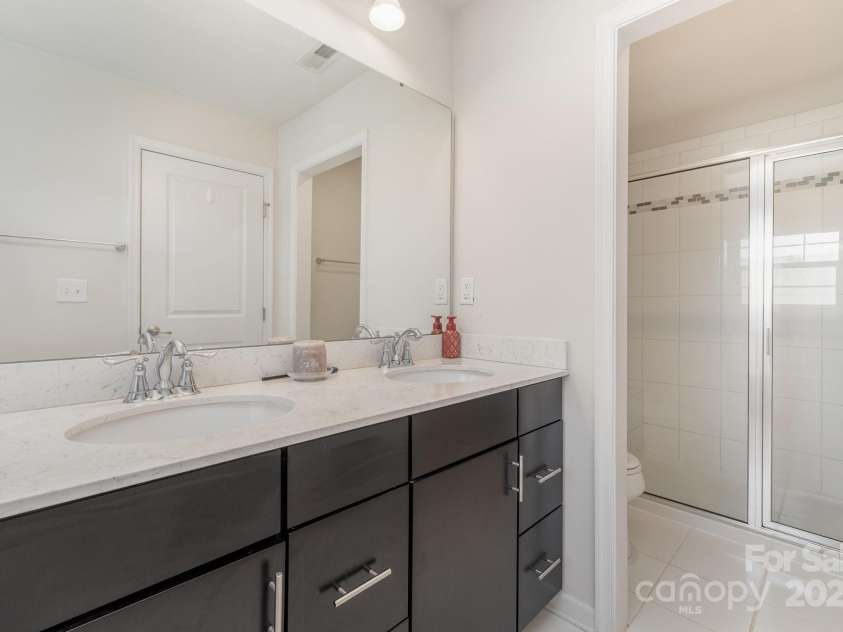 3718 Speer Boulevard, Charlotte, NC 28217.  MLS# CAR4240586, YatesRealty ID 8254. 