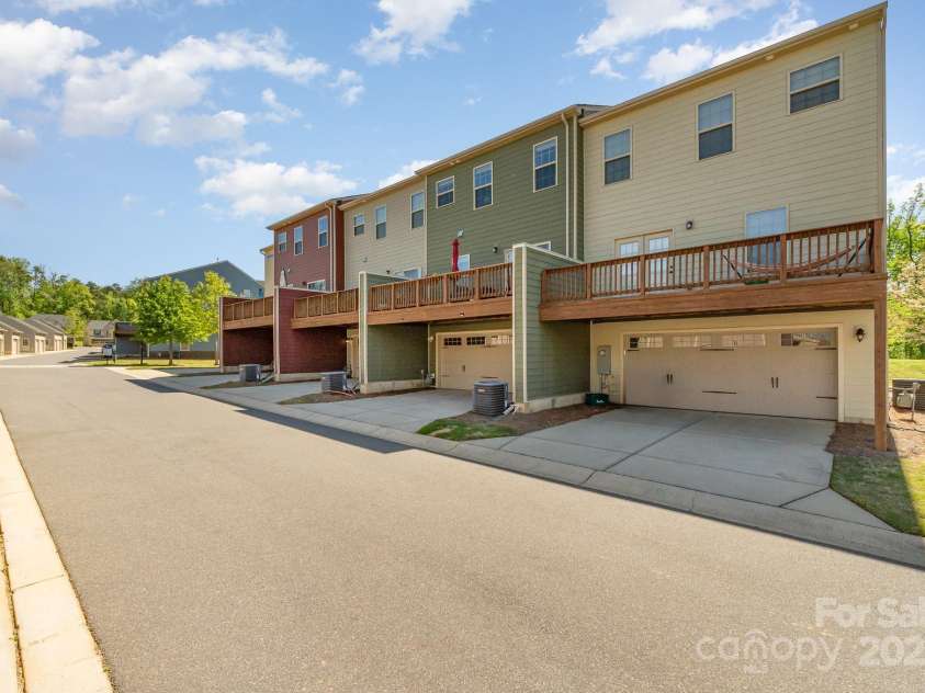 3718 Speer Boulevard, Charlotte, NC 28217.  MLS# CAR4240586, YatesRealty ID 8254. 