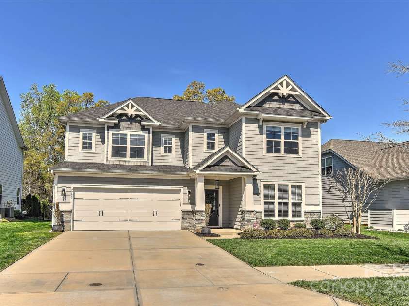 4703 Sagewood Park Road, Matthews, NC 28105.  MLS# CAR4238983, YatesRealty ID 8255. 