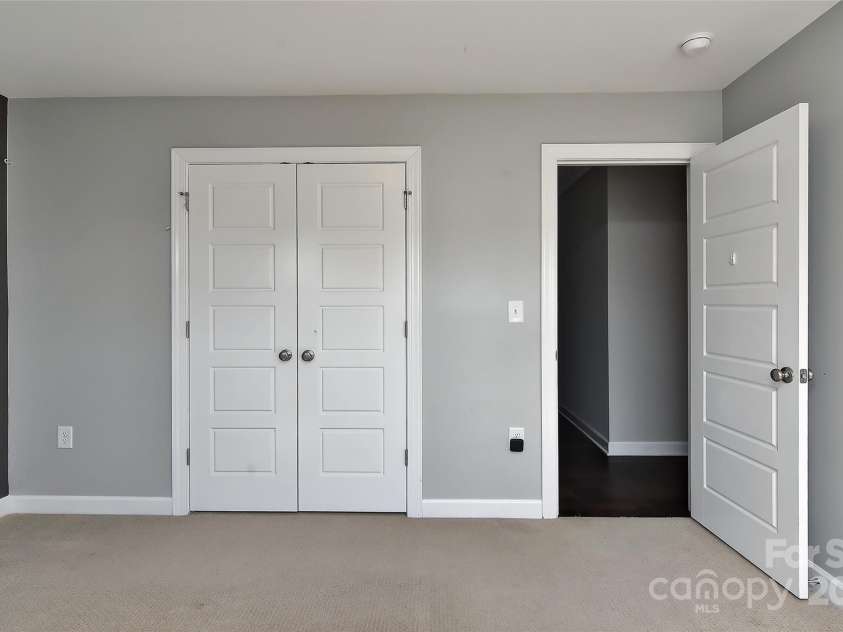 4703 Sagewood Park Road, Matthews, NC 28105.  MLS# CAR4238983, YatesRealty ID 8255. 