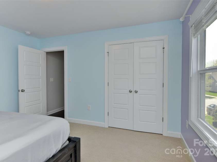 4703 Sagewood Park Road, Matthews, NC 28105.  MLS# CAR4238983, YatesRealty ID 8255. 