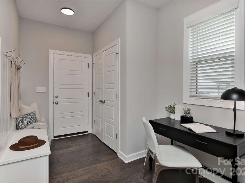 4703 Sagewood Park Road, Matthews, NC 28105.  MLS# CAR4238983, YatesRealty ID 8255. 