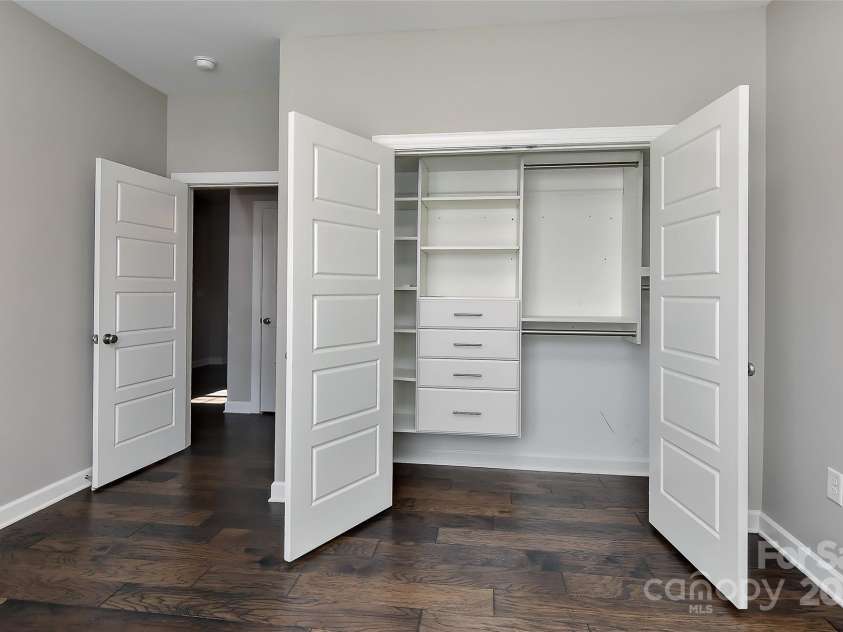 4703 Sagewood Park Road, Matthews, NC 28105.  MLS# CAR4238983, YatesRealty ID 8255. 