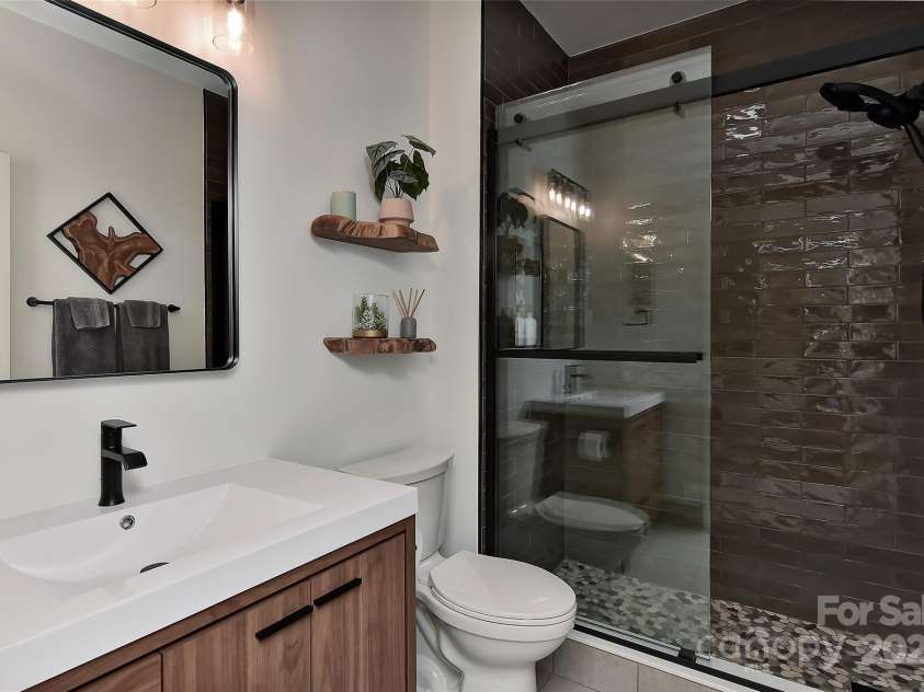 4703 Sagewood Park Road, Matthews, NC 28105.  MLS# CAR4238983, YatesRealty ID 8255. 