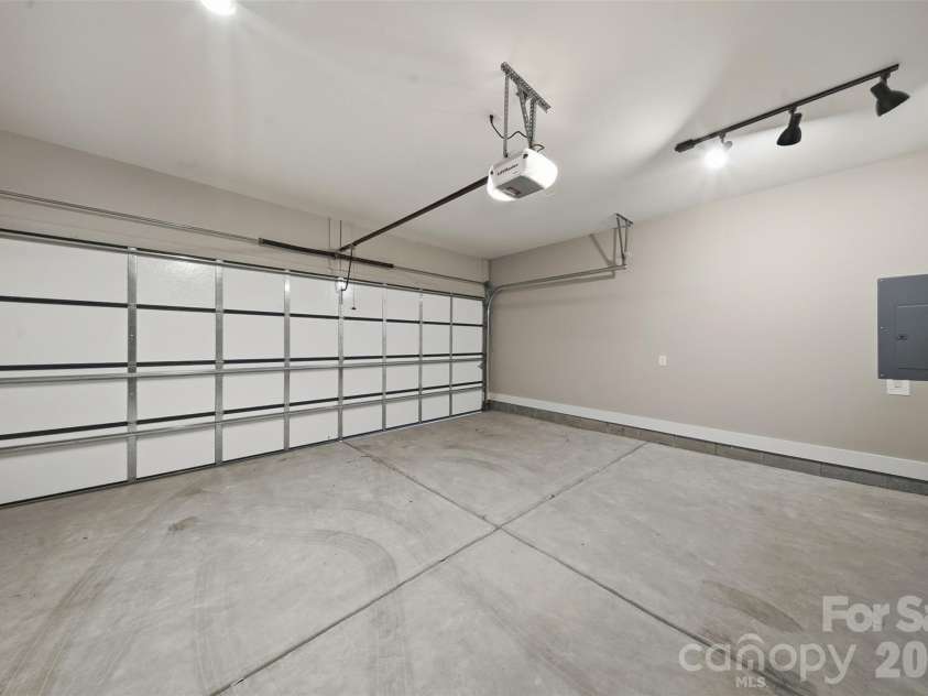 1602 Julia Maulden Place, Charlotte, NC 28206.  MLS# CAR4356693, YatesRealty ID 8256. 2-Car Garage