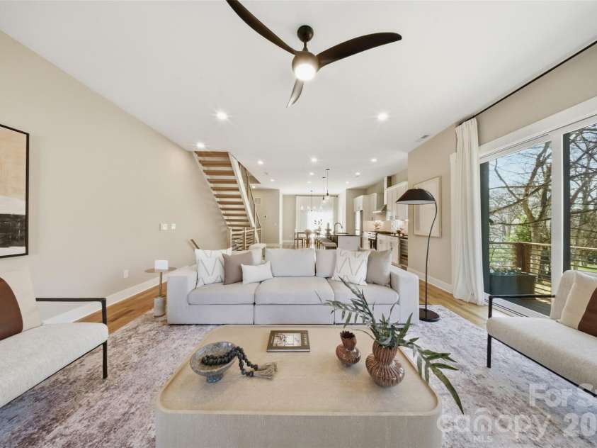 1602 Julia Maulden Place, Charlotte, NC 28206.  MLS# CAR4356693, YatesRealty ID 8256. Open concept main level