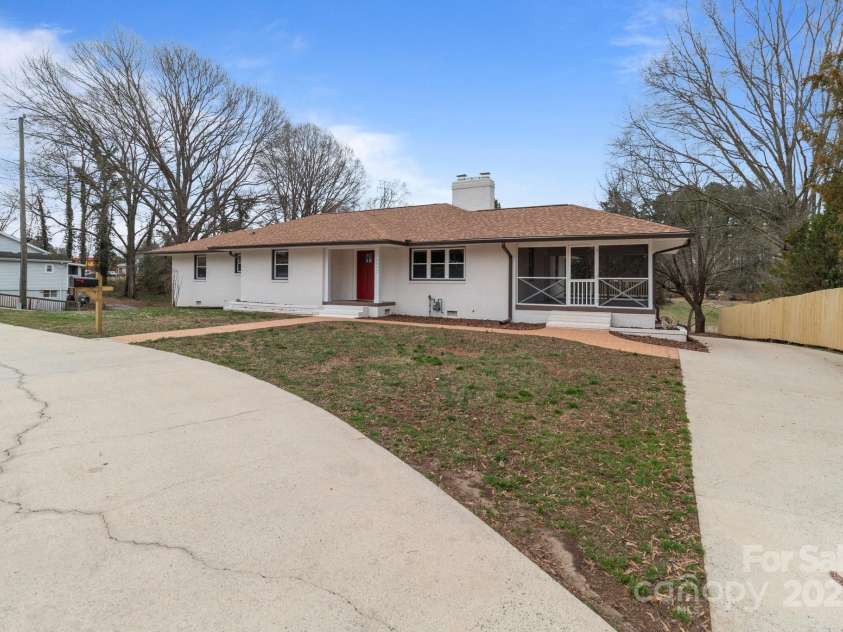 1601 Mooresville Road, Salisbury, NC 28147.  MLS# CAR4232058, YatesRealty ID 8257. 