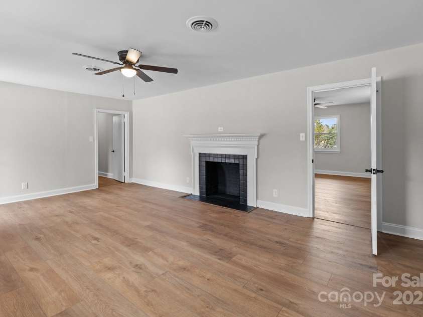 1601 Mooresville Road, Salisbury, NC 28147.  MLS# CAR4232058, YatesRealty ID 8257. 