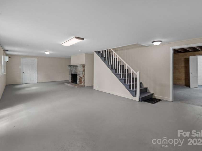 1601 Mooresville Road, Salisbury, NC 28147.  MLS# CAR4232058, YatesRealty ID 8257. 