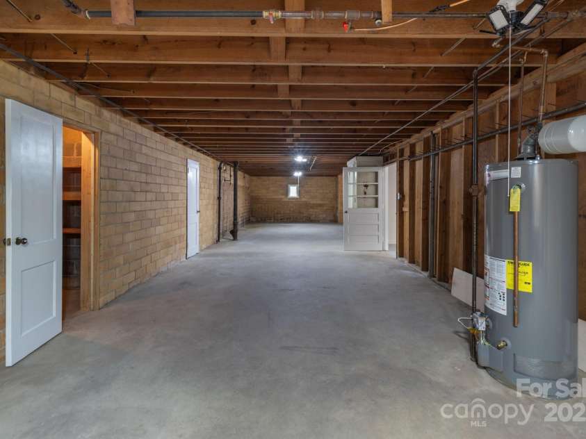 1601 Mooresville Road, Salisbury, NC 28147.  MLS# CAR4232058, YatesRealty ID 8257. 