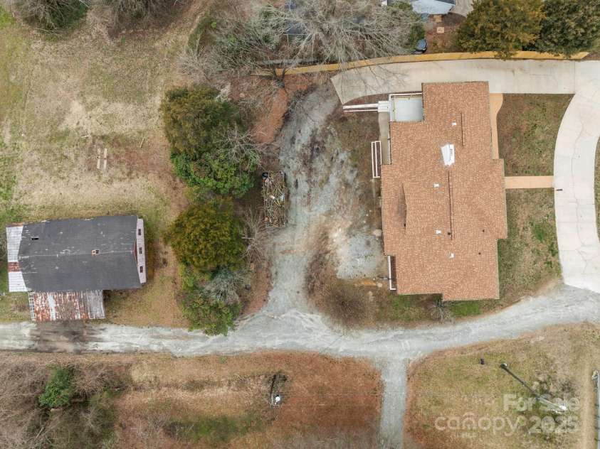 1601 Mooresville Road, Salisbury, NC 28147.  MLS# CAR4232058, YatesRealty ID 8257. 
