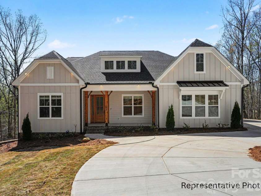 1264 Sage Pine Circle, Clover, SC 29710.  MLS# CAR4364082, YatesRealty ID 8258. 