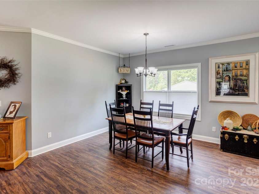604 Airport Road, Kannapolis, NC 28081.  MLS# CAR4249885, YatesRealty ID 8258. Light-filled dining area