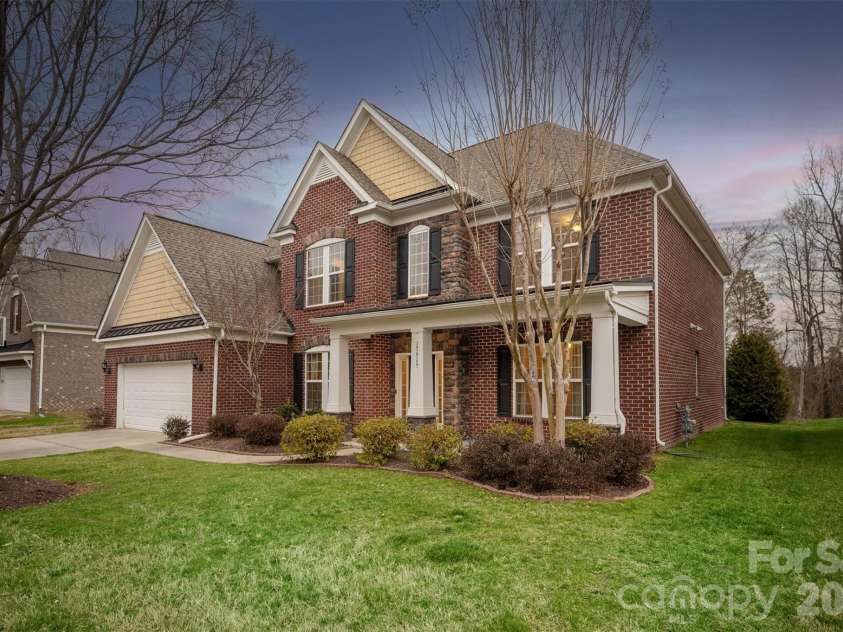 17515 Campbell Hall Court, Charlotte, NC 28277.  MLS# CAR4353600, YatesRealty ID 8259. 