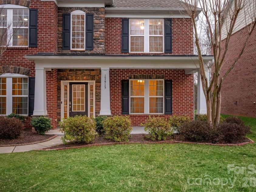 17515 Campbell Hall Court, Charlotte, NC 28277.  MLS# CAR4353600, YatesRealty ID 8259. 