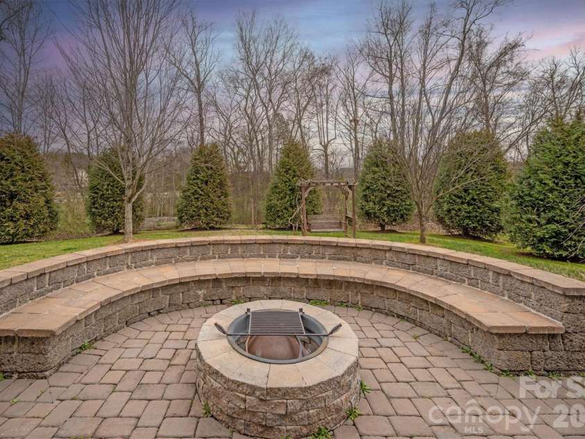 17515 Campbell Hall Court, Charlotte, NC 28277.  MLS# CAR4353600, YatesRealty ID 8259. 