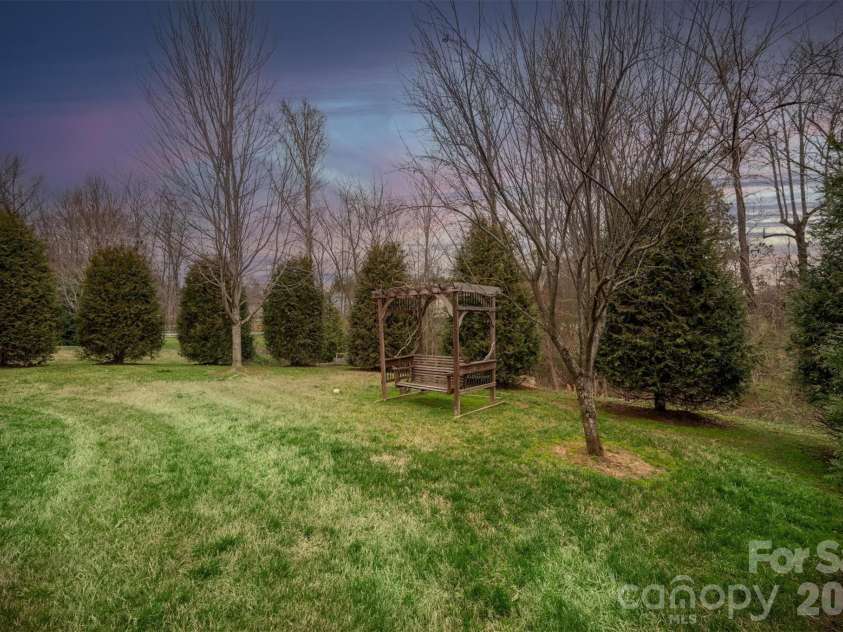 17515 Campbell Hall Court, Charlotte, NC 28277.  MLS# CAR4353600, YatesRealty ID 8259. 