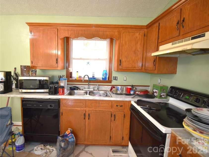 151 Cedar Valley Road, Hudson, NC 28638.  MLS# CAR4353836, YatesRealty ID 8260. 