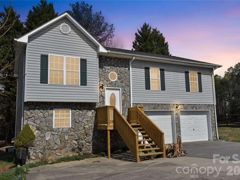 151 Cedar Valley Road, Hudson, NC 28638.  MLS# CAR4353836, YatesRealty ID 8260. 